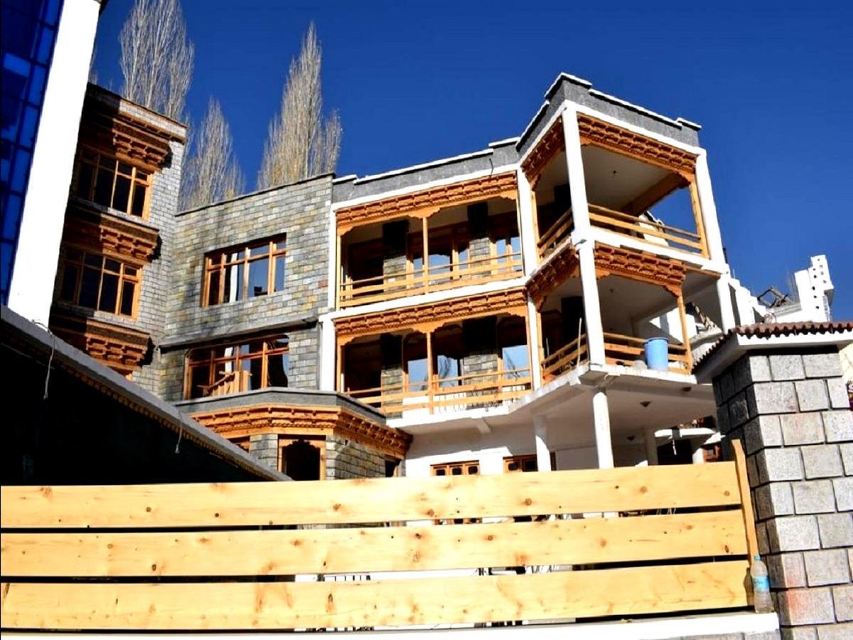 The Grand Yasmin Ladakh Hotel Leh Exterior photo
